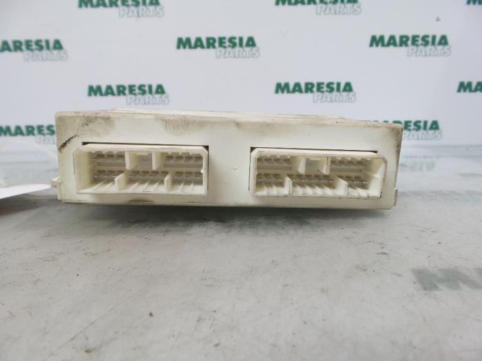 Computer Verlichting van een Alfa Romeo 156 (932) 2.0 JTS 16V 2002