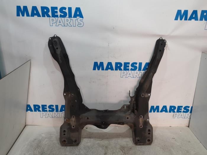 Gebruikte Subframe Fiat Scudo (270) 2.0 D Multijet Prijs € 190,58 Inclusief btw aangeboden door Maresia Parts