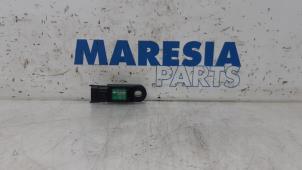 Gebruikte Sensor (overige) Renault Megane III Berline (BZ) 1.4 16V TCe 130 Prijs € 50,00 Margeregeling aangeboden door Maresia Parts