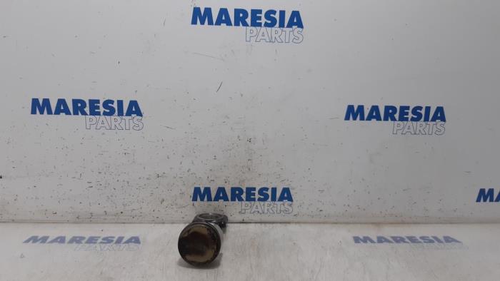 Gebruikte Zuiger Citroen C3 (SC) 1.4 Prijs € 50,00 Margeregeling aangeboden door Maresia Parts