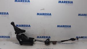 Gebruikte Versnellingspook Citroen C3 (SC) 1.6 HDi 92 Prijs € 50,00 Margeregeling aangeboden door Maresia Parts