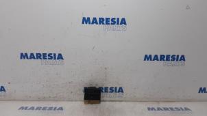 Gebruikte Gloeirelais Citroen C3 (SC) 1.6 HDi 92 Prijs € 15,00 Margeregeling aangeboden door Maresia Parts