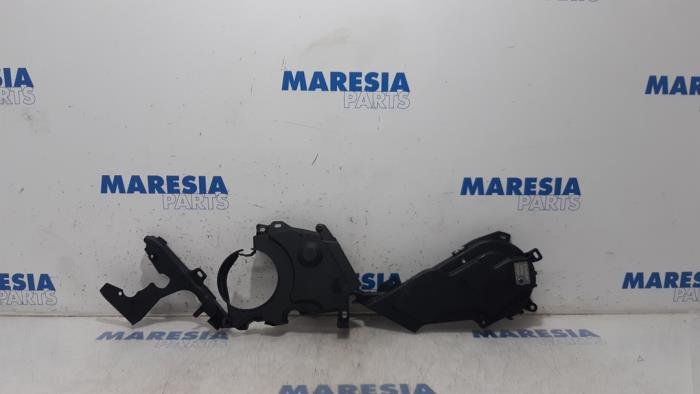 Gebruikte Distributiedeksel Fiat Scudo (270) 2.0 D Multijet Prijs € 72,60 Inclusief btw aangeboden door Maresia Parts