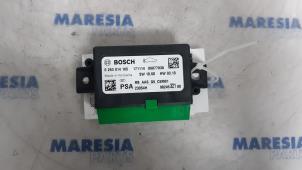 Gebruikte Module PDC Peugeot 208 I (CA/CC/CK/CL) 1.6 Blue HDi 100 Prijs € 24,00 Margeregeling aangeboden door Maresia Parts