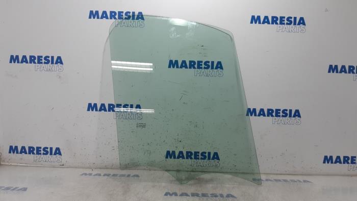 RENAULT Trafic 3 generation (2014-2023) Front Right Door Glass 43R000464 20458571