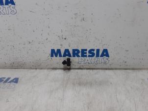 Gebruikte Injector (benzine injectie) Fiat 500 (312) 0.9 TwinAir 80 Prijs € 25,00 Margeregeling aangeboden door Maresia Parts