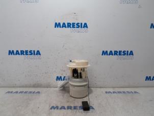 Gebruikte Tank element Pomp Peugeot 307 CC (3B) 2.0 16V Prijs € 35,00 Margeregeling aangeboden door Maresia Parts