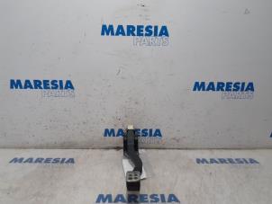 Gebruikte Gaspedaalpositie Sensor Peugeot 307 CC (3B) 2.0 16V Prijs € 50,00 Margeregeling aangeboden door Maresia Parts
