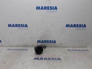 Gebruikte Zuiger Citroen Berlingo 1.6 Hdi 75 16V Phase 1 Prijs € 60,50 Inclusief btw aangeboden door Maresia Parts