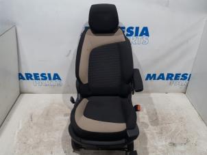 Gebruikte Voorstoel rechts Citroen C4 Picasso (3D/3E) 1.6 e-Hdi, BlueHDi 115 Prijs € 183,75 Margeregeling aangeboden door Maresia Parts