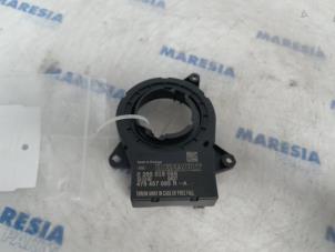 Gebruikte Gier sensor Opel Vivaro 1.6 CDTI 90 Prijs € 23,60 Inclusief btw aangeboden door Maresia Parts
