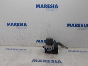Gebruikte ABS Pomp Peugeot 3008 I (0U/HU) 1.6 16V THP 155 Prijs € 129,99 Margeregeling aangeboden door Maresia Parts