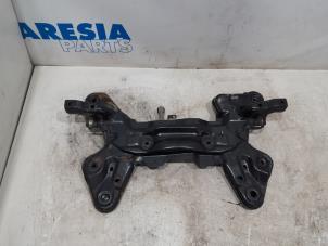 Gebruikte Subframe Citroen C4 Cactus (0B/0P) 1.6 Blue Hdi 100 Prijs € 70,00 Margeregeling aangeboden door Maresia Parts
