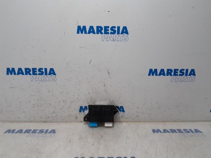Gebruikte Module Bodycontrol Citroen C4 Picasso (3D/3E) 1.6 BlueHDI 115 Prijs € 49,95 Margeregeling aangeboden door Maresia Parts