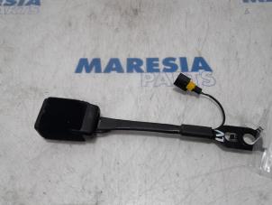 Gebruikte Veiligheidsgordel Insteek links-voor Citroen C4 Picasso (3D/3E) 1.6 BlueHDI 115 Prijs € 50,00 Margeregeling aangeboden door Maresia Parts