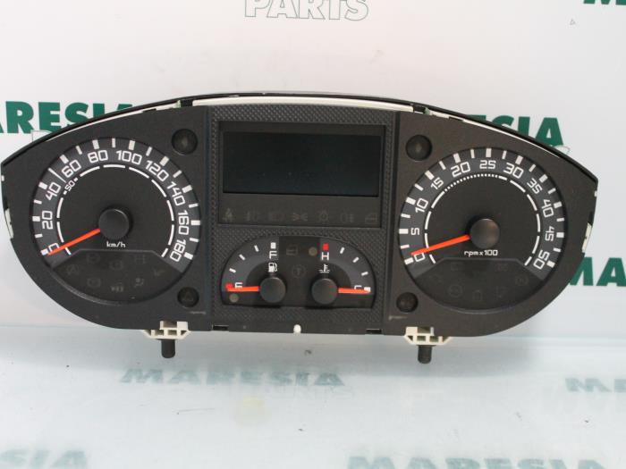 IVECO Daily 4 generation (2006-2011) Other Control Units 69500156 25167949