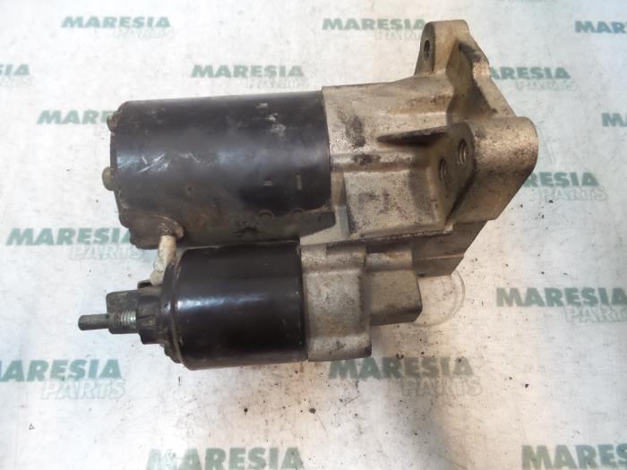 Gebruikte Startmotor Renault Laguna I (B56) 1.8 16V Prijs € 40,00 Margeregeling aangeboden door Maresia Parts