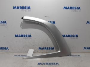 Gebruikte Carrosserielijst Citroen C4 Picasso (3D/3E) 1.6 BlueHDI 115 Prijs € 50,00 Margeregeling aangeboden door Maresia Parts