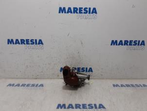 Gebruikte Oliepomp Renault Megane IV Estate (RFBK) 1.3 TCE 115 16V Prijs € 50,00 Margeregeling aangeboden door Maresia Parts