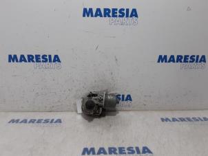 Gebruikte Ruitenwissermotor voor Citroen C4 Picasso (3D/3E) 1.6 BlueHDI 115 Prijs € 65,00 Margeregeling aangeboden door Maresia Parts
