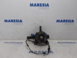 Gebruikte Asschenkel links-voor Renault Kangoo Express (FW) 1.5 dCi 90 FAP Prijs € 78,65 Inclusief btw aangeboden door Maresia Parts