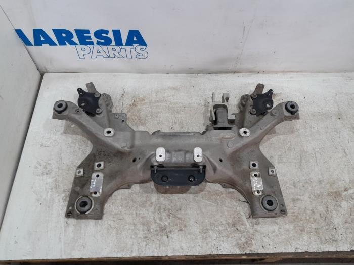 Gebruikte Subframe Peugeot 508 SW (8E/8U) 2.2 HDiF 16V GT Prijs € 126,00 Margeregeling aangeboden door Maresia Parts