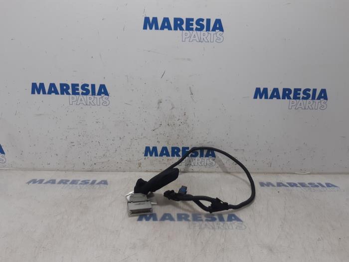 Gebruikte Tuningchip Peugeot 508 SW (8E/8U) 2.2 HDiF 16V GT Prijs € 75,00 Margeregeling aangeboden door Maresia Parts