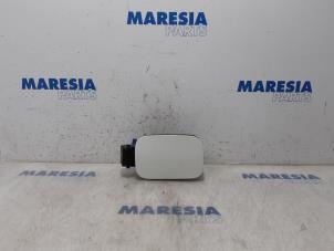 Gebruikte Tank Klep Peugeot 508 (8D) 2.2 HDiF 16V GT Prijs € 25,00 Margeregeling aangeboden door Maresia Parts