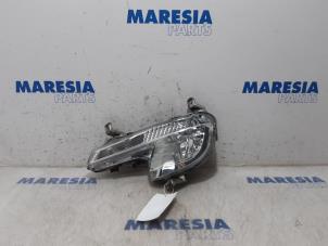 Gebruikte Daglamp links Peugeot 508 (8D) 2.2 HDiF 16V GT Prijs € 55,00 Margeregeling aangeboden door Maresia Parts