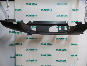 Gebruikte Achterlicht links Fiat Doblo Cargo (223) 1.3 D 16V Multijet Prijs € 42,35 Inclusief btw aangeboden door Maresia Parts