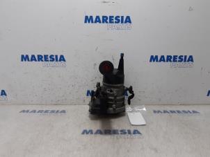 Gebruikte Stuurbekrachtiging Pomp Peugeot RCZ (4J) 1.6 16V THP Prijs € 367,50 Margeregeling aangeboden door Maresia Parts
