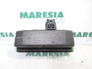 Gebruikte Sensor regen Renault Laguna II (BG) 2.0 16V IDE Prijs € 35,00 Margeregeling aangeboden door Maresia Parts