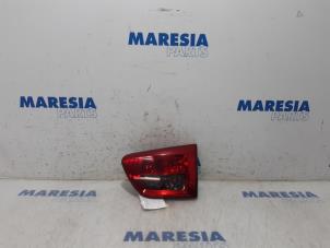 Gebruikte Achterlicht rechts Peugeot 4007 (VU/VV) 2.2 HDiF 16V Prijs € 105,00 Margeregeling aangeboden door Maresia Parts