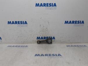 Gebruikte Drijfstang Peugeot 308 SW (L4/L9/LC/LJ/LR) 1.6 BlueHDi 120 Prijs € 50,00 Margeregeling aangeboden door Maresia Parts