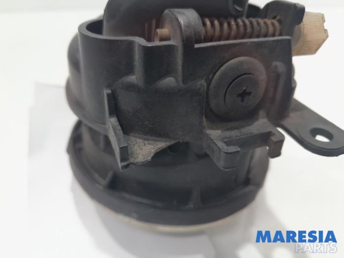 Mistlamp rechts-voor van een Citroën C4 Grand Picasso (UA) 2.0 16V Autom. 2008