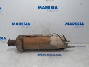 Gebruikte Roetfilter Peugeot 4007 (VU/VV) 2.2 HDiF 16V Prijs € 367,50 Margeregeling aangeboden door Maresia Parts