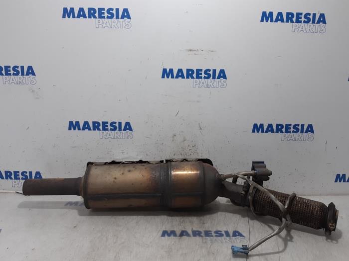 Gebruikte Katalysator Citroen C4 Grand Picasso (UA) 2.0 16V Autom. Prijs € 236,25 Margeregeling aangeboden door Maresia Parts