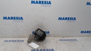 Gebruikte Motorsteun Citroen C4 Grand Picasso (UA) 2.0 16V Autom. Prijs € 25,00 Margeregeling aangeboden door Maresia Parts