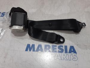 Gebruikte Veiligheidsgordel rechts-achter Fiat 500C (312) 1.2 69 Prijs € 25,00 Margeregeling aangeboden door Maresia Parts