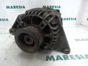 Gebruikte Dynamo Renault Laguna I (B56) 2.0 Prijs € 35,00 Margeregeling aangeboden door Maresia Parts