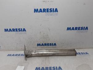 Gebruikte Subframe Peugeot 3008 I (0U/HU) 1.6 VTI 16V Prijs € 30,00 Margeregeling aangeboden door Maresia Parts