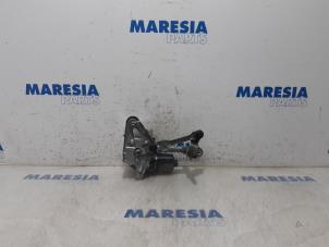 Gebruikte Ruitenwismotor + Mechaniek Peugeot 3008 I (0U/HU) 1.6 VTI 16V Prijs € 49,99 Margeregeling aangeboden door Maresia Parts