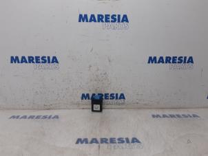 Gebruikte Alarm module Citroen C4 Grand Picasso (UA) 2.0 16V Autom. Prijs € 30,00 Margeregeling aangeboden door Maresia Parts