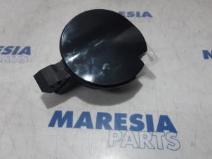 Gebruikte Tank Klep Opel Combo 1.3 CDTI 16V ecoFlex Prijs € 25,00 Margeregeling aangeboden door Maresia Parts