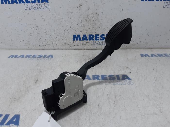 Gebruikte Gaspedaalpositie Sensor Fiat 500 (312) 0.9 TwinAir 60 Prijs € 35,00 Margeregeling aangeboden door Maresia Parts