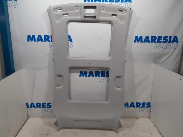 Gebruikte Hemelbekleding Fiat Punto III (199) 0.9 TwinAir Turbo 100 Prijs € 105,00 Margeregeling aangeboden door Maresia Parts