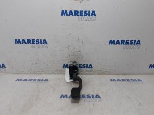 Gebruikte Gaspedaalpositie Sensor Alfa Romeo MiTo (955) 1.4 16V Prijs € 15,00 Margeregeling aangeboden door Maresia Parts