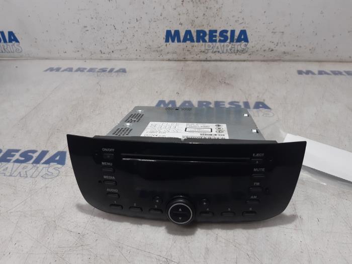 FIAT Punto 3 generation (2005-2020) Music Player Without GPS 735597878 19474522