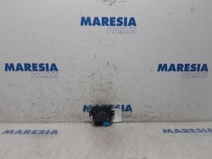 Gebruikte PDC Module Peugeot 5008 I (0A/0E) 1.6 THP 16V Prijs € 37,50 Margeregeling aangeboden door Maresia Parts