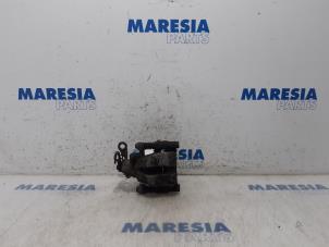 Gebruikte Remklauw (Tang) rechts-achter Alfa Romeo MiTo (955) 1.4 Turbo Multi Air 16V Prijs € 50,00 Margeregeling aangeboden door Maresia Parts